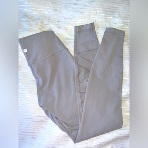 Lulu lemon legging size 6